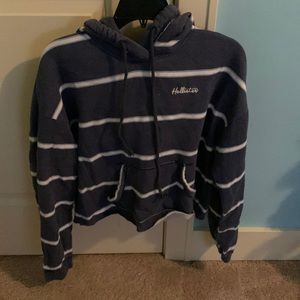 Hollister cropped hoodie